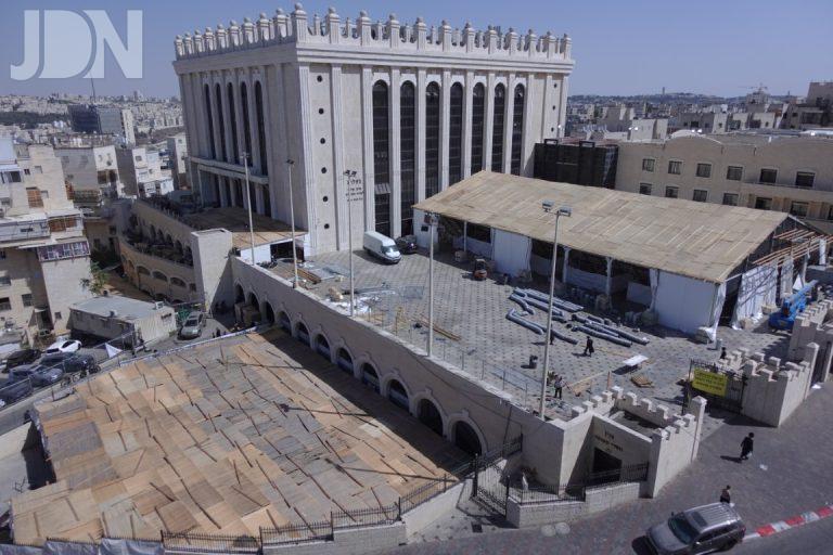 ערב חג הסוכות בקריית בעלזא (5)