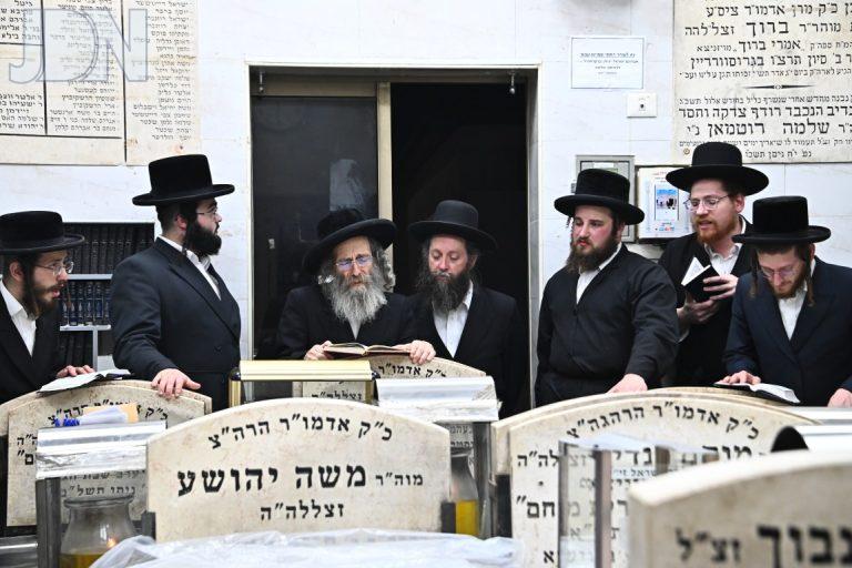 ערב יו''כ הרב בידרמן בבית החיים צילום שוקי לרר (17)