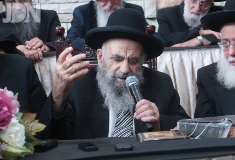 שמחת בית השואבה בישיבת פורת יוסף בראשות ראש הישיבה מרן הגר''מ צדקה (4)