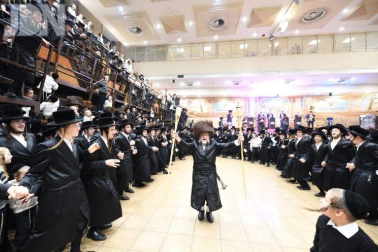 שמחת בית השואבה המרכזית דחסידי בעלזא צילום אנשיל בעק (27)