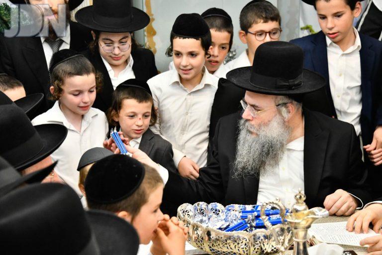 שמחת בית השואבה הרב קנייבסקי תשפ''ו צילום שוקי לרר (5)