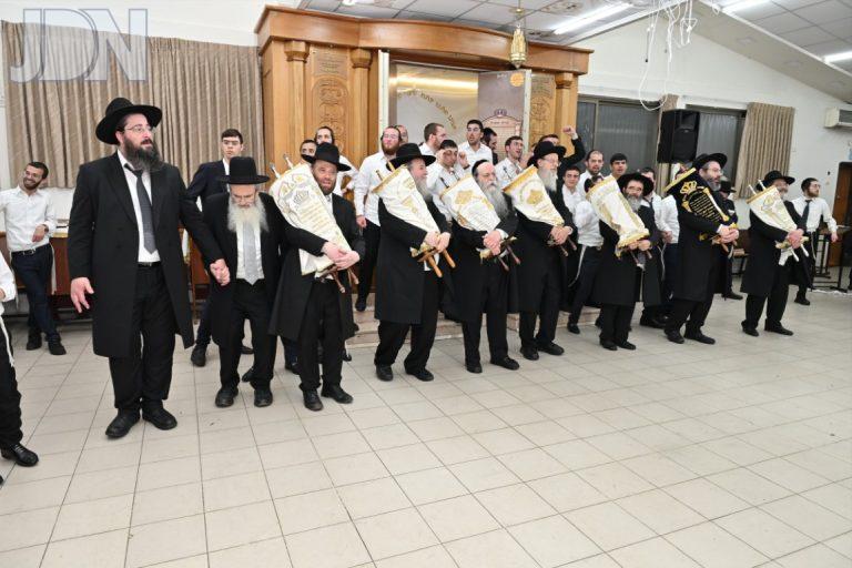 שמחת הקפות שניות המרכזית בהיכל ישיבת קרית מלך צילום שוקי לרר (26)