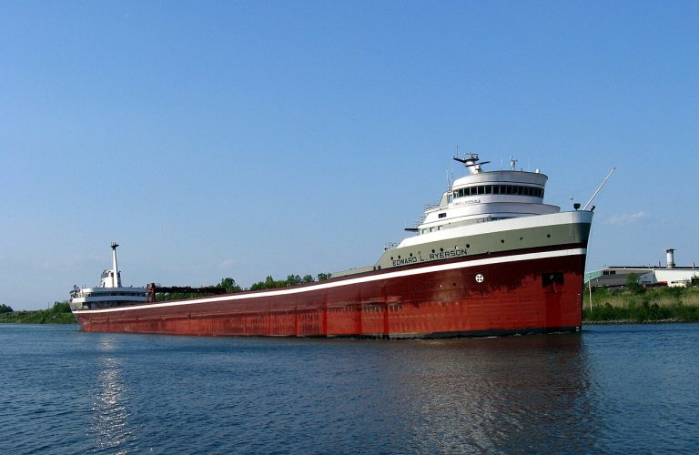 Edward_L_Ryerson_Welland_Canal_2008