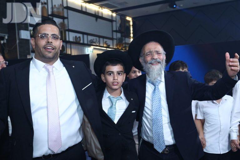 הרב מיכאל לסרי בר מצוה נכד (2)