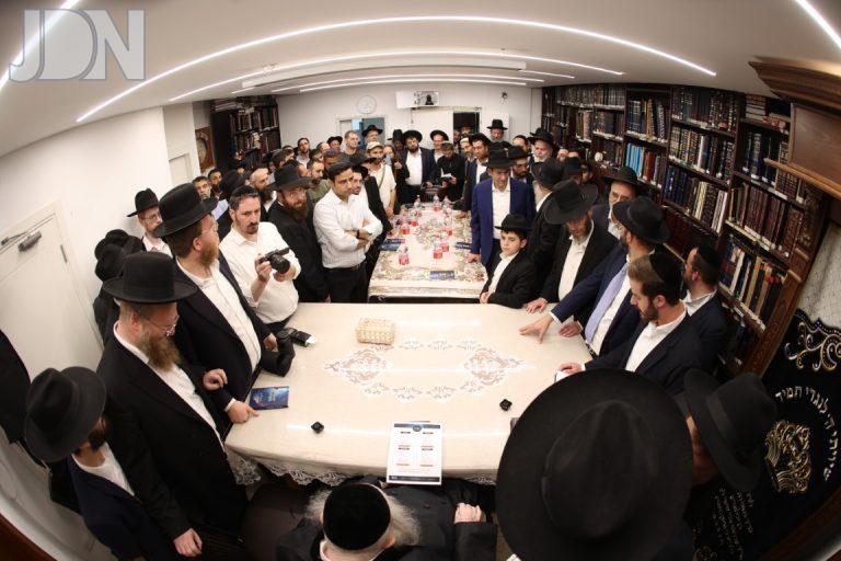 מעמד חיזוק לרגל הו'''ל של הספר יסודות באמונה אצך שטרנבוך (15)