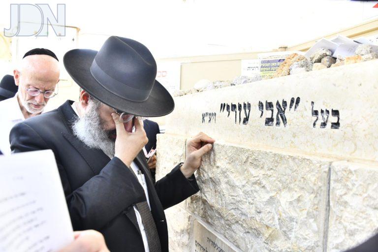עליה לציונו הגרא''מ שך צילום שוקי לרר (15)