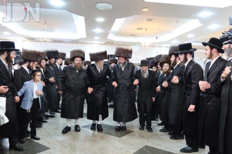 שמחת בית ביאלא פשיסחא - אוזרוב - טשענגאר צילום א
