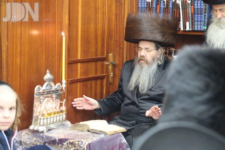 הדלקה לאחר מעריב בטריסק