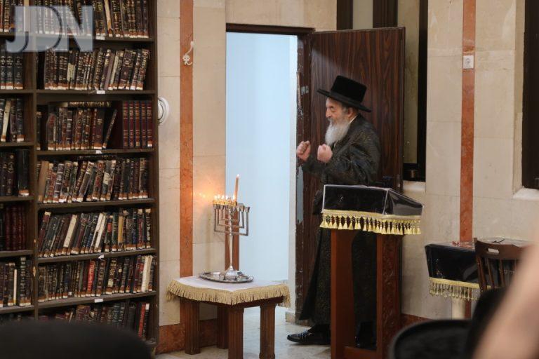 הדלקת הרות חנוכה תשפ''וחצה''ק לעלוב צילום י פריד (7)