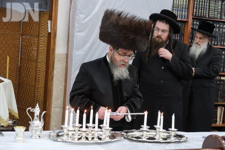 זאת חנוכה אדמו''ר מקרעטשניף סיגעט צילום מ.א