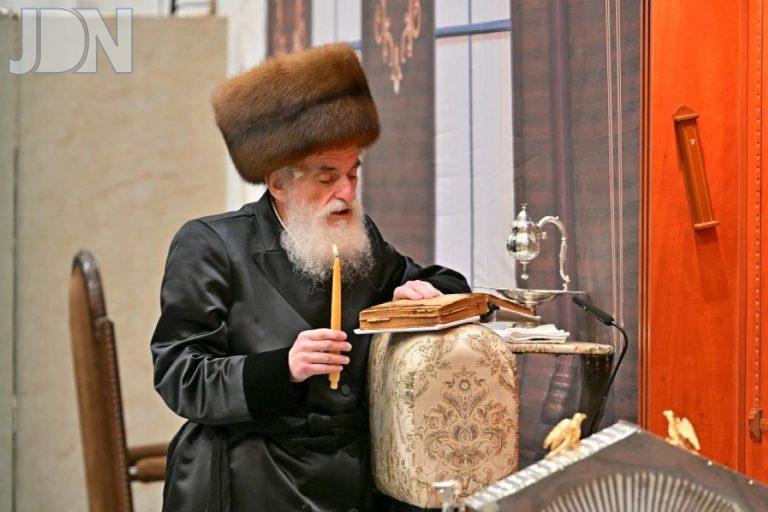 חנוכה בחצר הקודש ויזניץ צילום יהושע פרוכטר (40)