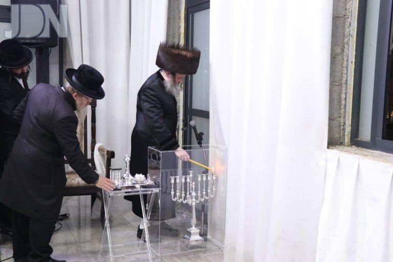 חנוכה חצר הקודש דינוב (3)