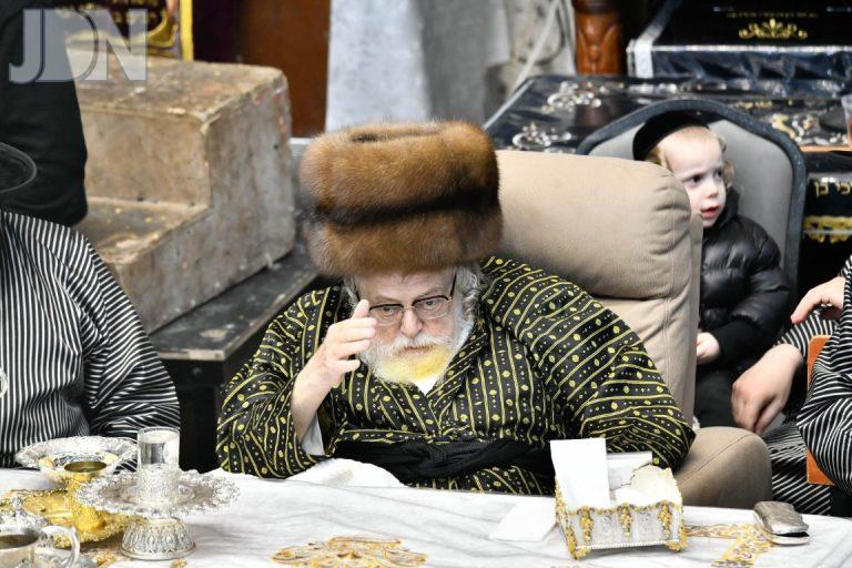 חנוכה תשפ''ו בחצה''ק תולדות אברהם יצחק צילום שוקי לרר (7)