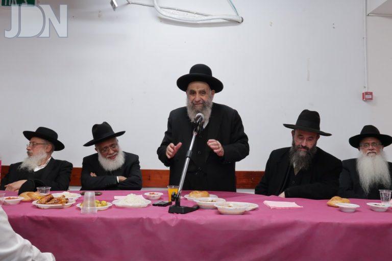 ישיבת 'פורת יוסף - גאולה' מסיבת חנוכה להודות ולהלל צילום ש.פ
