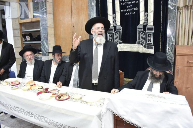 מסיבת חנוכה בישיבת תורת דוד בב''ב בראשות הגר''ש רביבו צילום יהודה פרקוביץ (12)