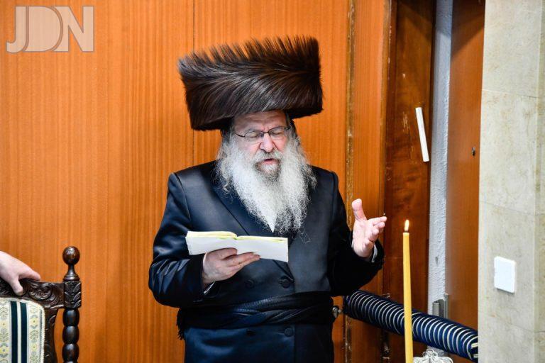 נדבורנה נר א' חנוכה פ''ו (6)