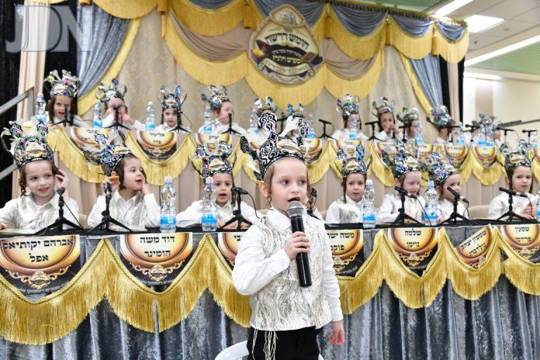סערט ויז'ניץ ב''ב חומש סעודה (20)