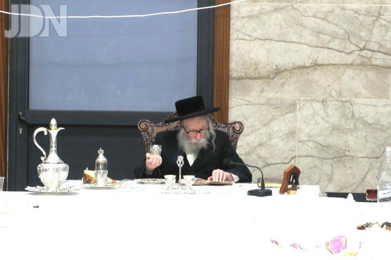 קהל חסידי ירושלים הילולת רבי יוחנן מקרלין (4)