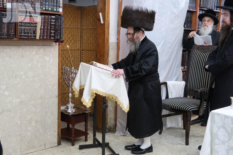 קרעטשניף סיגעט חנוכה נר ב' פו (1)
