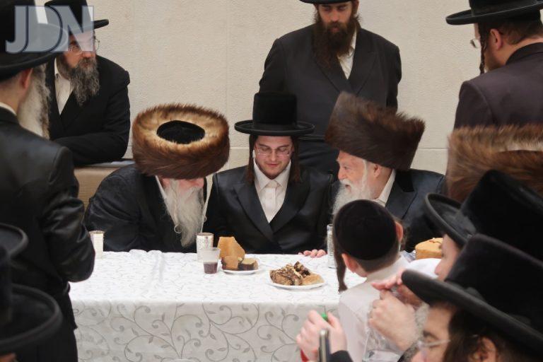 שמחת הווארט בחצרות מחנובקא בעלזא ראצפערט האלמין ספינקא