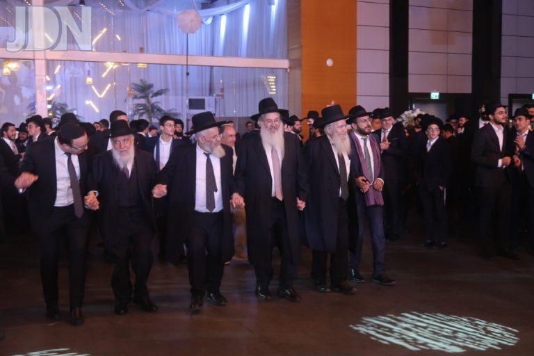 שמחת החתונה לנכד האדמו''רים רבי ברוך אבוחצירא ורבי יחיאל אבוחצירא. צילום ש.פ