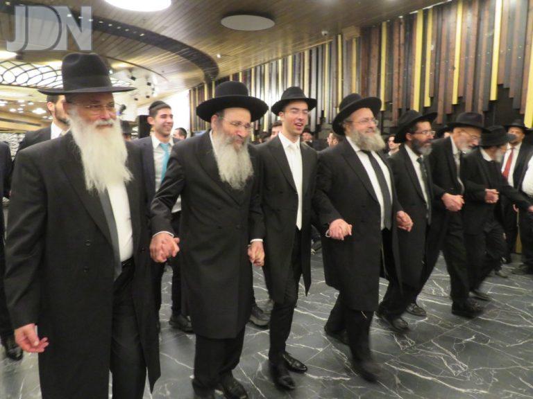 שמחת החתונה לנכדת המשגיח רבי בנימין פינקל (1)