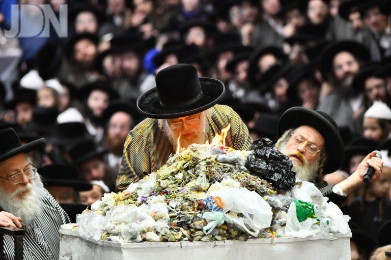 תולדות אהרון הדלקת נרות חנוכה תשפ''ו צילום שוקי לרר (17)