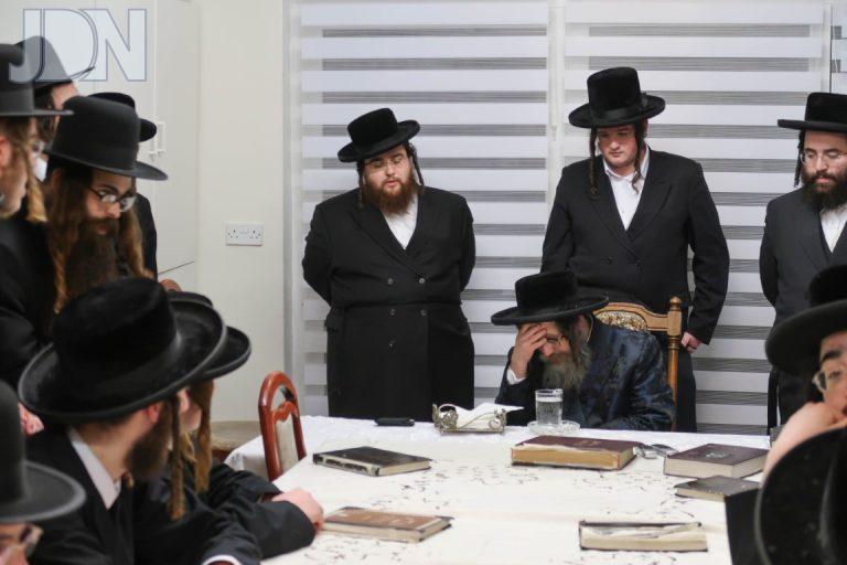 אדמו''ר מקרעטשניף סיגעט בביקור בלונדון צילום מ.א