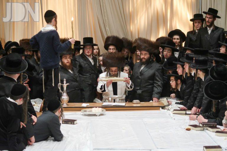 אדמו''ר מקרעטשניף סיגעט בשבת בעיה''ב לונדון צילום מ.א
