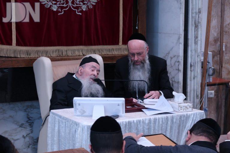בישיבת קול יעקב ראש הישיבה הפתיע את הבחורים בשיחת חיזוק לימי השובבי''ם צילום ש.פ