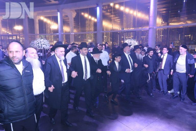 בר מצוה לבנו של הרב אדיר עמרוצי ראש ישיבת 'ארים ניסי' בבת ים. צילום ש.פ