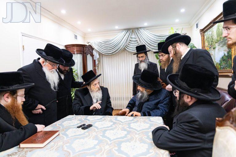 האדמו''ר מדזיקוב וויזניץ בביקור אצל האדמו''ר מבאבוב 45 צילום אייזיק י