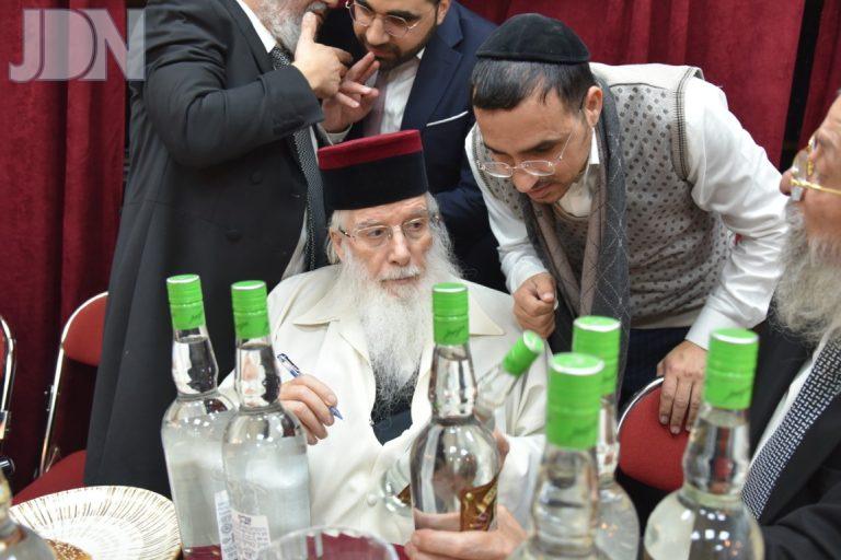 הילולת רבי יעקב אבוחיצרא בבני ברק בבית כנסת אביר יעקב צילום איתי קצב (19)
