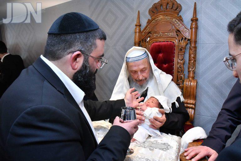 הנין הראשון של ראש הישיבה שנקרא על שמו רבי מאזוז זצ'ל (5)