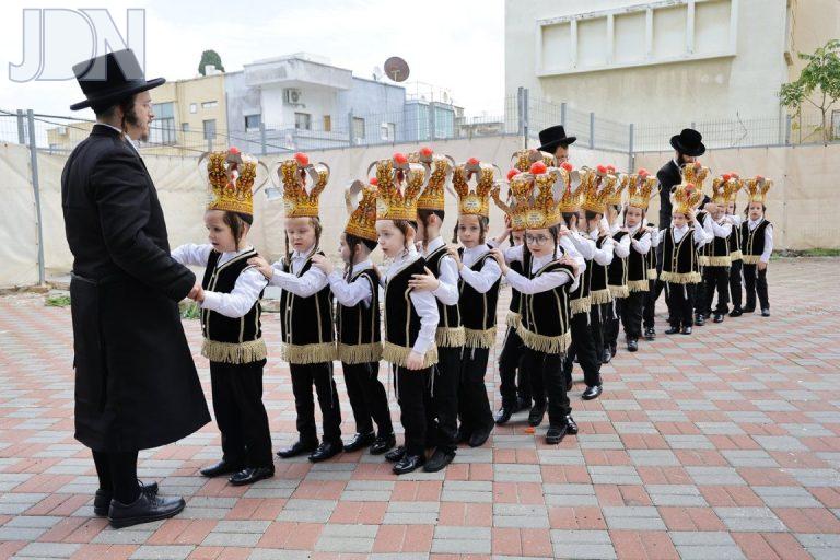 חומש סעודה בת''ת 'בעלזא חיפה צילום שמואל שנקר (5)