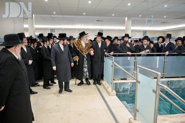 חנוכת הבית למקוה המפואר בביהמ''ד תפארת שמואל בק''ק קענווי איילענד (28)