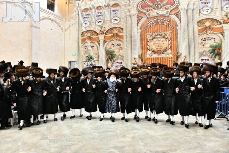 חתונה פרמישלאן רחמיסטריווקא שאץ ויזניץ ליטשיק (162)