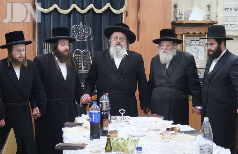 רבי חיים בידרמן מלעלוב ירושלים בסעודת הילולת רבי משה מלעלוב (6)