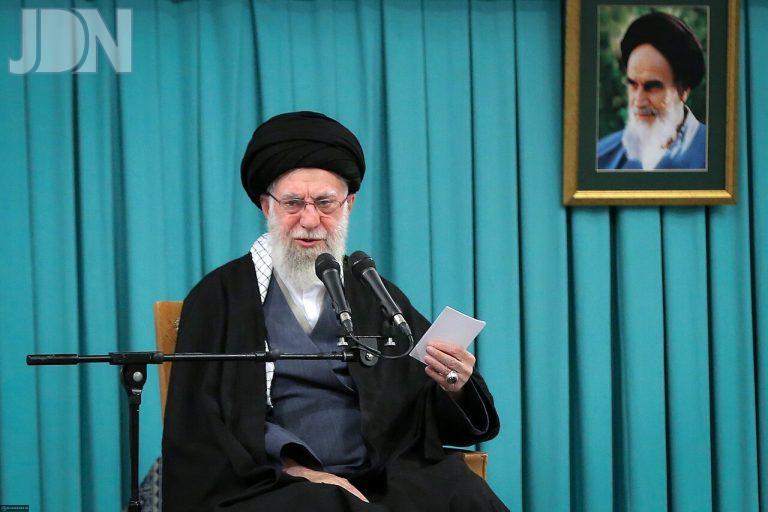 Meeting_of_different_segments_of_the_people_on_the_anniversary_of_the_mission_of_the_Great_Prophet_(peace_and_blessings_of_Allah_be_upon_him)_105_(khamenei