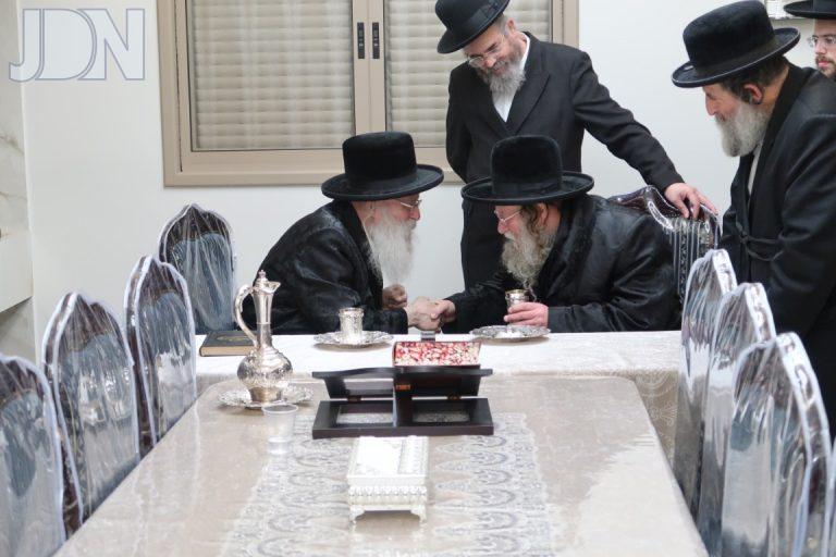 ביקורי קודש במעונו של המשפיע הגה''צ רבי אהרן טויסיג (15)