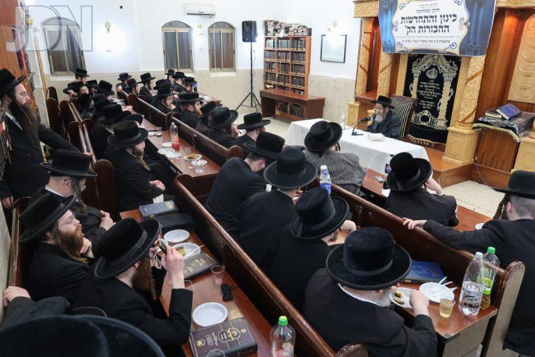 התכנסות החבורות לסיום ימי השובבי''ם בקרעטשניף סיגעט צילום מ.א