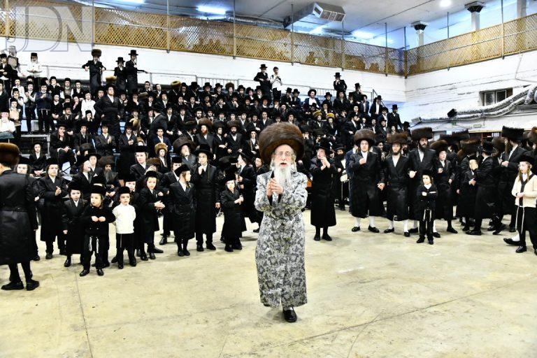 חתונה מחנובקא בעלזא ביאלה ישרי לב מעליץ (124)