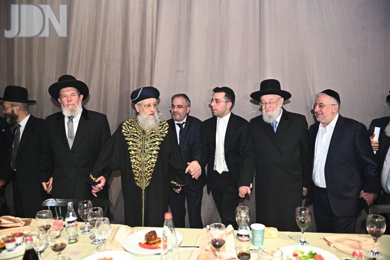 חתונת בן הרב ראובן זר עם בת הרב גדליהו בן שמעון (79)