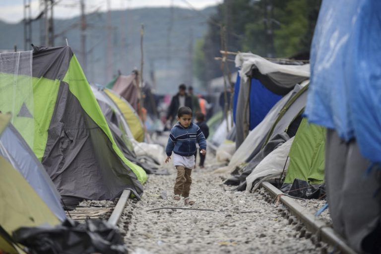 Refugees at Idomeni refugee camp