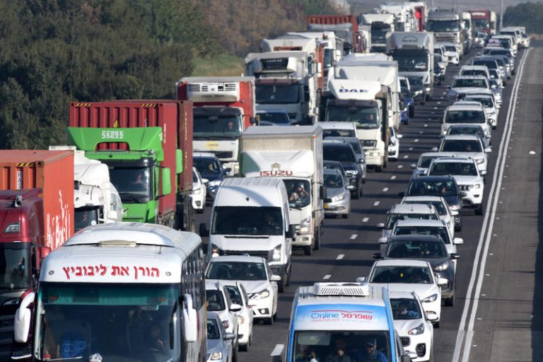 Heavy traffic on Highway 6