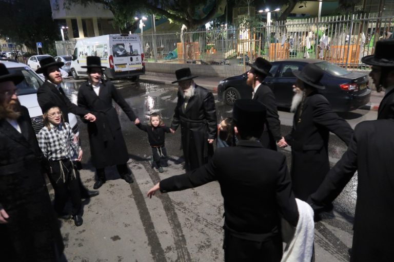 גאב''ד פרדס כץ בשאיבת מים שלנו