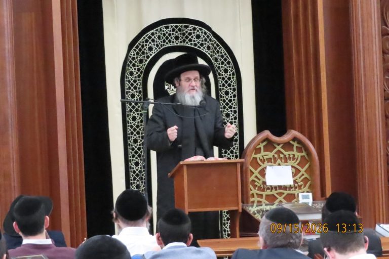 האדמור מדינוב הלהיב את קהילת בית מאיר בביתר עילית הכנה לחג הפסח (1)
