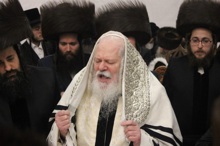 האדמ''ר מפרמישלאן בקריאת מגילה