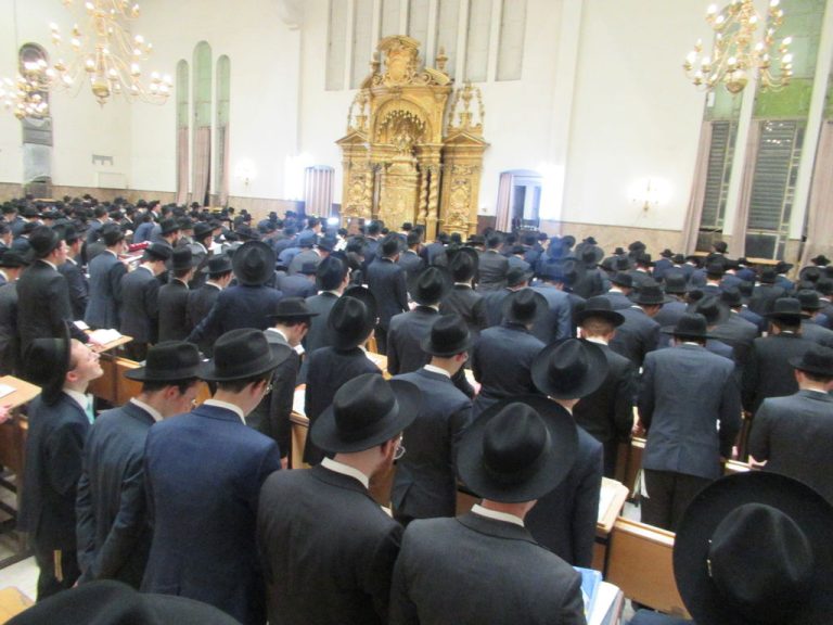 פוניבז הגר''ש מרקוביץ פורים פ''ו (23)