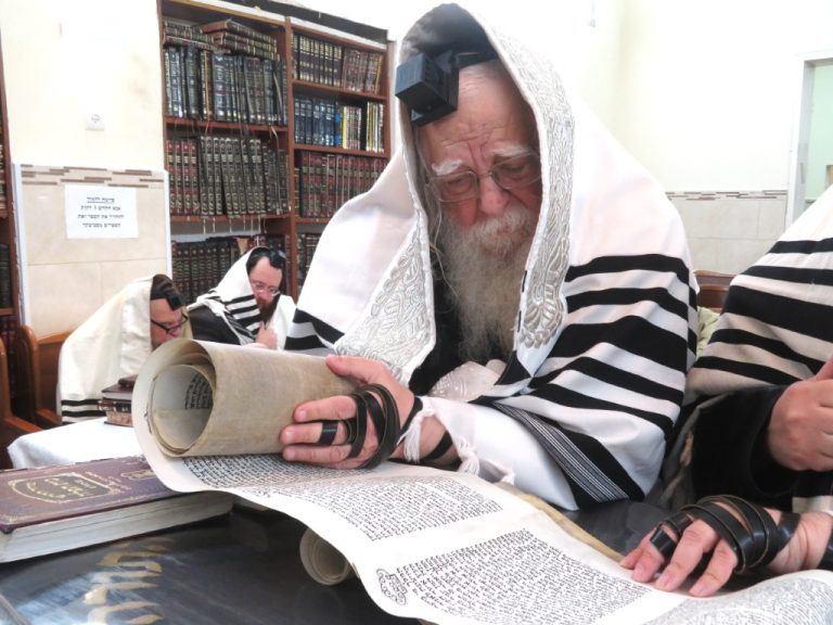 פורים בחצהק שאץ ויזניץ צילום שימי פ (8)
